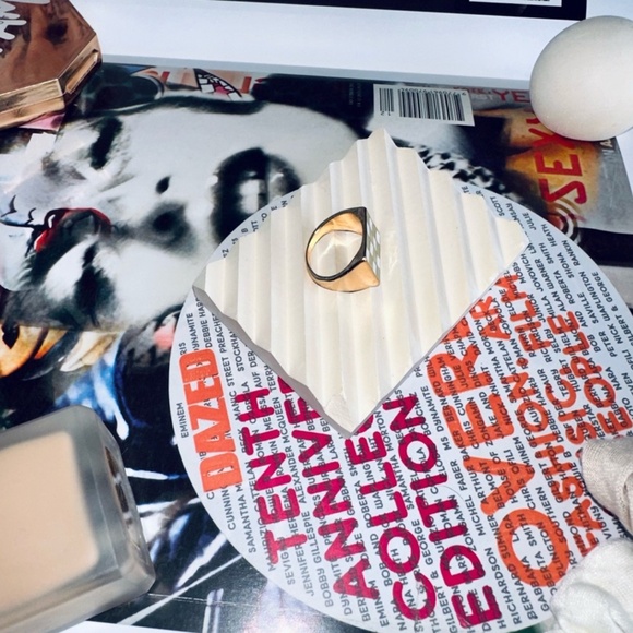 RING Pistachio Green and White Checkered Square - Picture 3 of 4